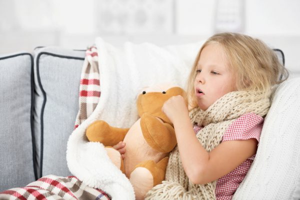L’homéopathie contre la toux chez les enfants